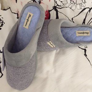 NEW Dearfoams Slippers Size L (9-10)